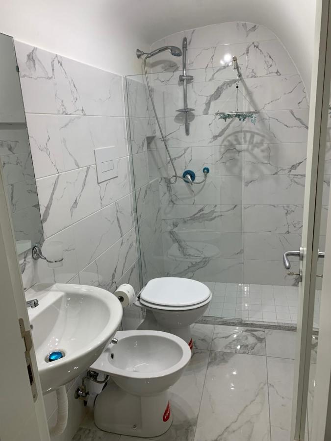 A Cas E Nanninell Apartment เนเปิลส์ ภายนอก รูปภาพ